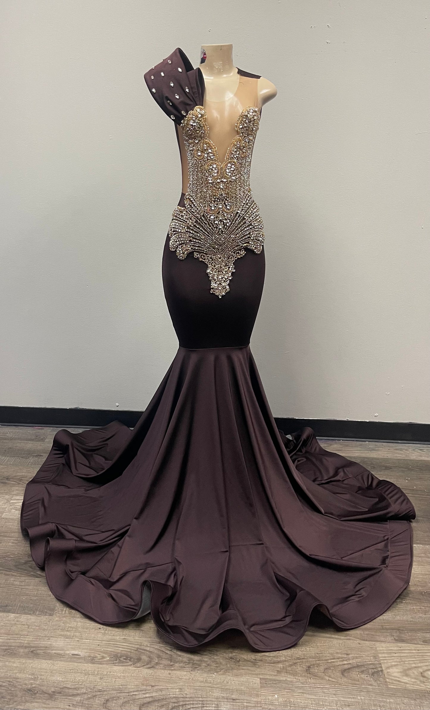 Lahlani Gown